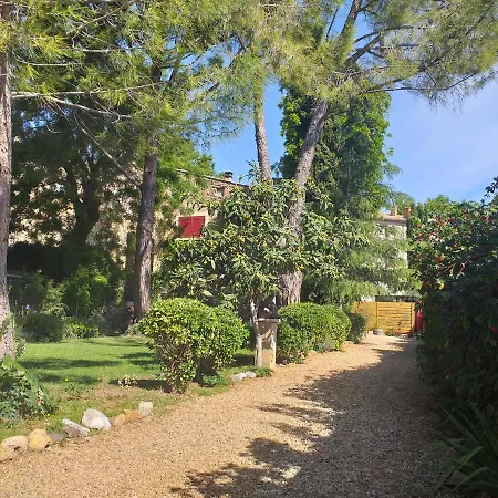 Holiday home L Appentis Du Chai *