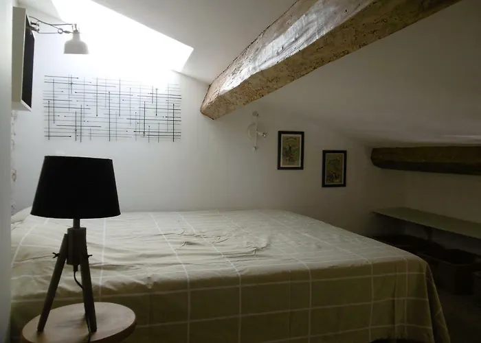 L Appentis Du Chai * Roujan